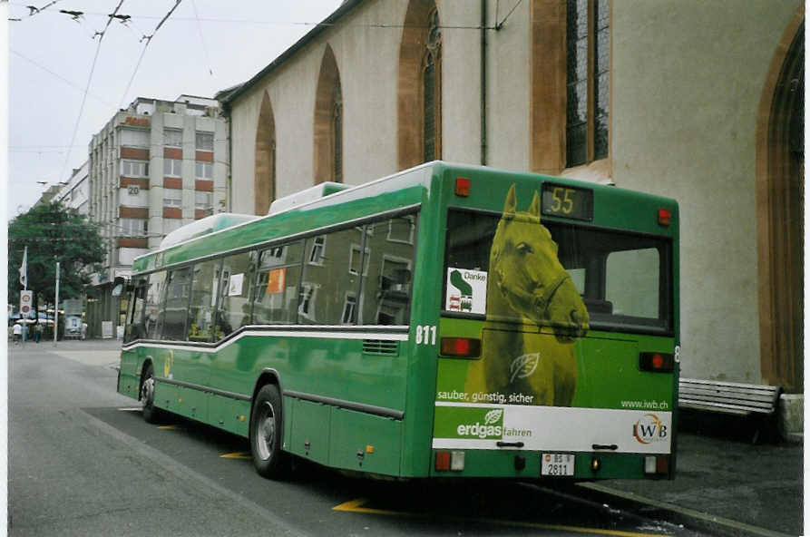 (069'635) - BVB Basel - Nr. 811/BS 2811 - Mercedes am 24. Juli 2004 in Basel, Claraplatz