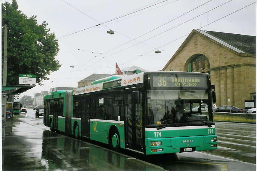 (069'721) - BVB Basel - Nr. 774/BS 3274 - MAN am 24. Juli 2004 in Basel, Badischer Bahnhof