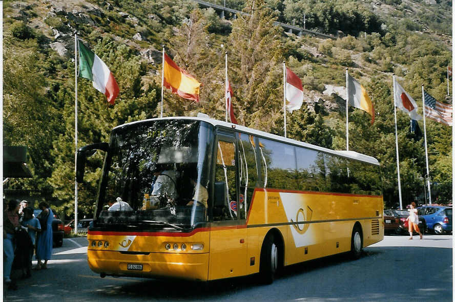 (069'816) - PostAuto Oberwallis - VS 243'886 - Neoplan (ex P 25'152) am 31. Juli 2004 in Brigerbad, Thermalbad