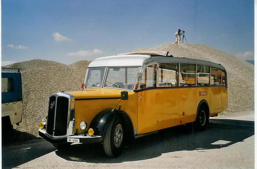 (070'422) - Holliger, Gontenschwil - AG 6083 - Saurer/Saurer (ex AAGL Liestal; ex LLB Susten; ex Tischhauser, Oberschan) am 28. August 2004 in Niederbipp, Saurertreffen