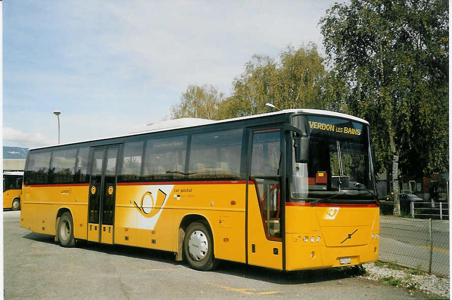 (071'412) - CarPostal Vaud-Fribourg - VD 510'244 - Volvo (ex P 25'265) am 3. Oktober 2004 in Yverdon, Garage