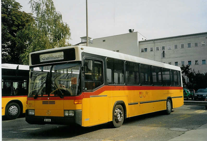 (071'514) - Rattin, Schaffhausen - Nr. 16/SH 2616 - Mercedes/Hess am 4. Oktober 2004 in Schaffhausen, Garage