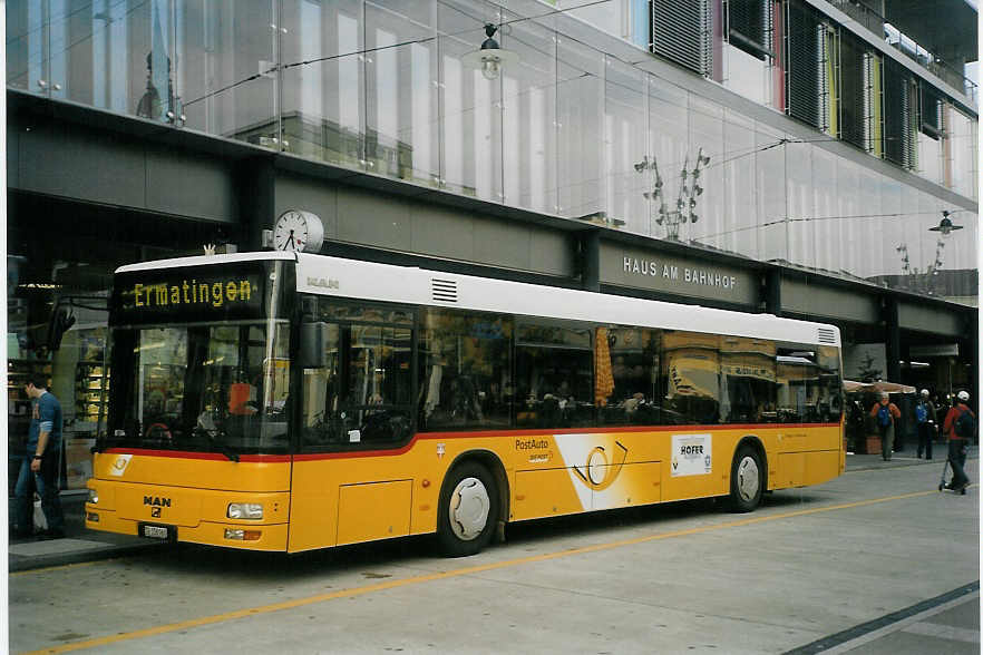 (071'627) - PostAuto Thurgau-Schaffhausen - Nr. 34/TG 158'060 - MAN (ex P 25'577) am 4. Oktober 2004 beim Bahnhof Frauenfeld