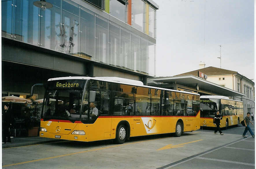 (071'706) - PostAuto Thurgau-Schaffhausen - Nr. 18/TG 128'839 - Mercedes am 4. Oktober 2004 beim Bahnhof Frauenfeld