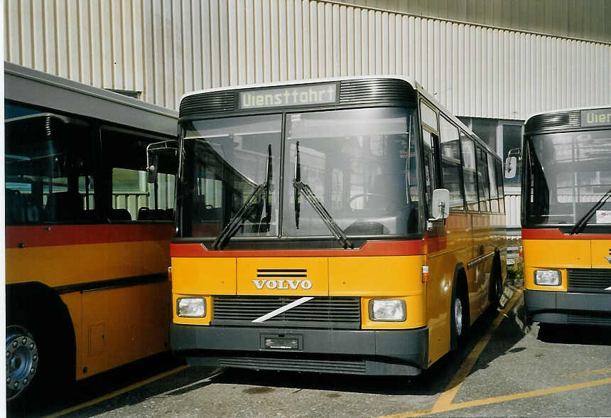 (071'731) - Steiner, Messen - Volvo/Hess am 5. Oktober 2004 in Biel, Rattinbus