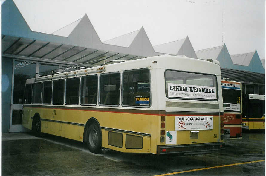 (072'613) - STI Thun - Nr. 58 - Saurer/R&J am 13. November 2004 in Thun, Garage