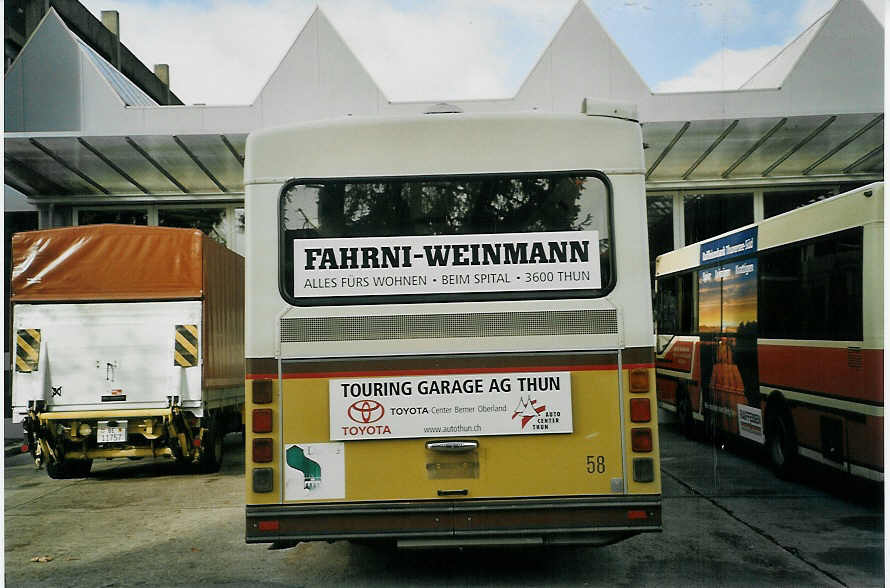 (072'617) - STI Thun - Nr. 58 - Saurer/R&J am 14. November 2004 in Thun, Garage