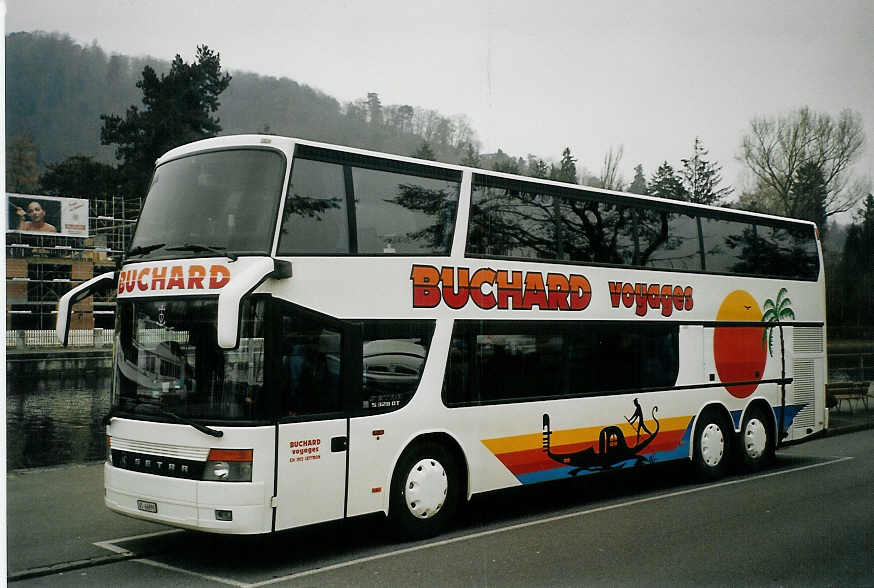 (072'916) - Buchard, Leytron - VS 66'890 - Setra am 8. Dezember 2004 bei der Schifflndte Thun