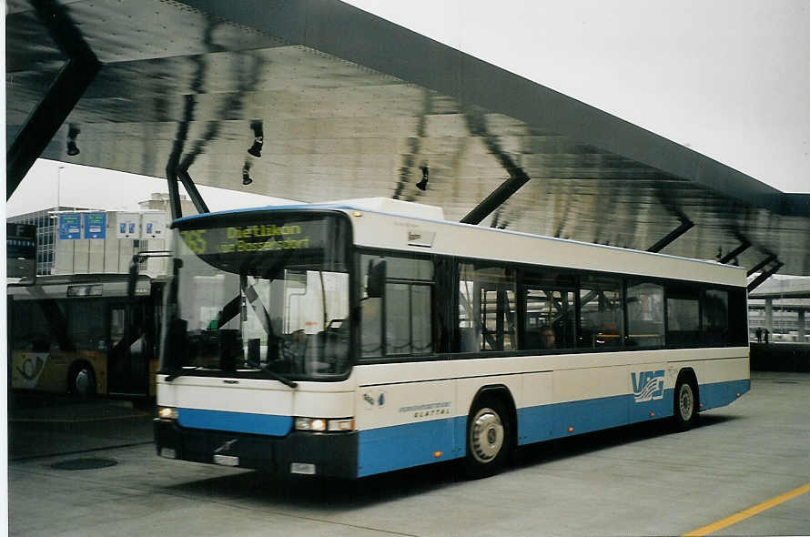 (073'002) - Andres, Effretikon - Nr. 41/ZH 515'701 - Volvo/Hess am 11. Dezember 2004 in Zrich, Flughafen