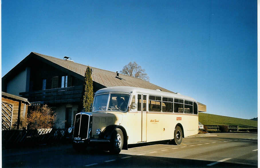 (073'101) - Burri, Teuffenthal - BE 178 U - Saurer/R&J am 12. Dezember 2004 in Homberg, Post