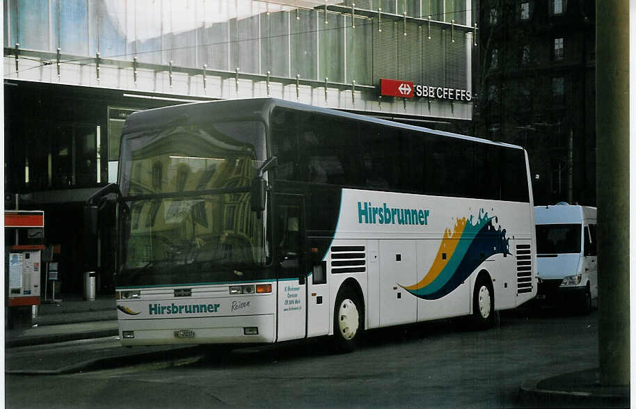 (074'428) - Hirsbrunner, Worb - BE 45'237 - Van Hool/EOS am 10. Februar 2005 beim Bahnhof Bern