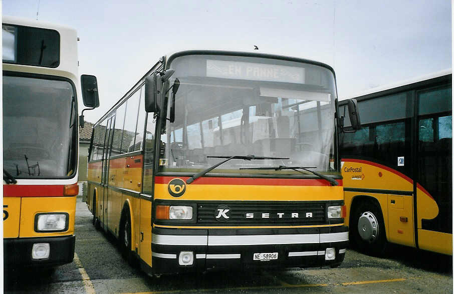 (074'602) - CarPostal Vaud-Fribourg - NE 58'906 - Setra am 12. Februar 2005 in Yverdon, Garage