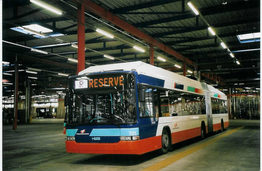 (075'029) - TPG Genve - Nr. 731 - Hess/Hess Gelenktrolleybus am 24. Februar 2005 in Genve, Dpt