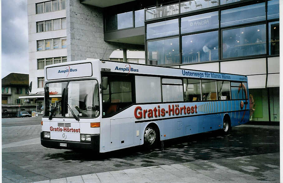 (076'216) - AmpliBus, Baar - Nr. 3/TG 137'739 - Mercedes am 19. april 2005 in Thun, Aarefeldplatz