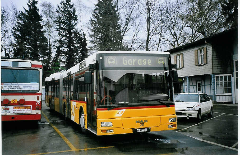 (076'414) - Steiner, Ortschwaben - Nr. 5/BE 175'180 - MAN am 23. April 2005 in Bellach, Hess