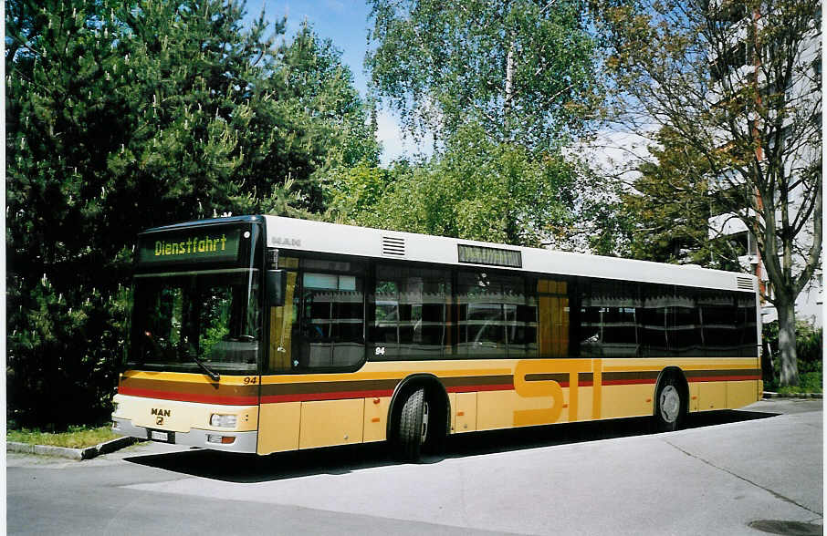 (076'633) - STI Thun - Nr. 94/BE 572'094 - MAN am 22. Mai 2005 in Thun, Garage