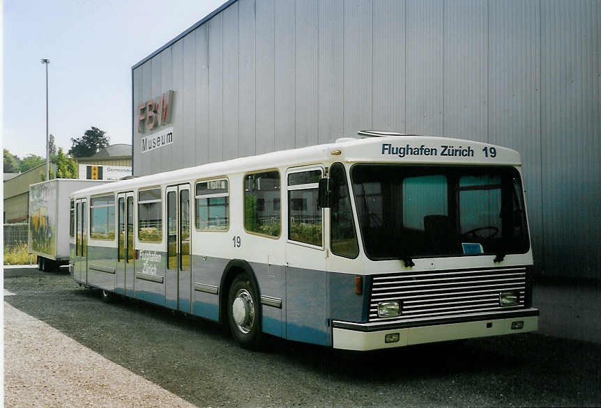 (077'605) - Flughafen, Zrich - Nr. 19 - FBW/Hess am 18. Juni 2005 in Wetzikon, FBW-Museum