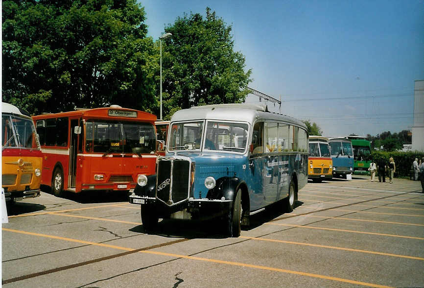 (077'617) - Murer, Jona - Nr. 10/ZH 20'815 - FBW/Tscher (ex VZO Grningen Nr. 10; ex Richter, Zrich; ex VZO Grningen Nr. 10) am 18. Juni 2005 in Hinwil, AMP