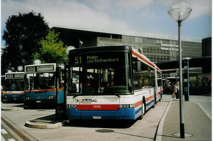 (077'801) - AAGR Rothenburg - Nr. 29/LU 15'761 - Scania/Hess am 18. Juni 2005 beim Bahnhof Luzern