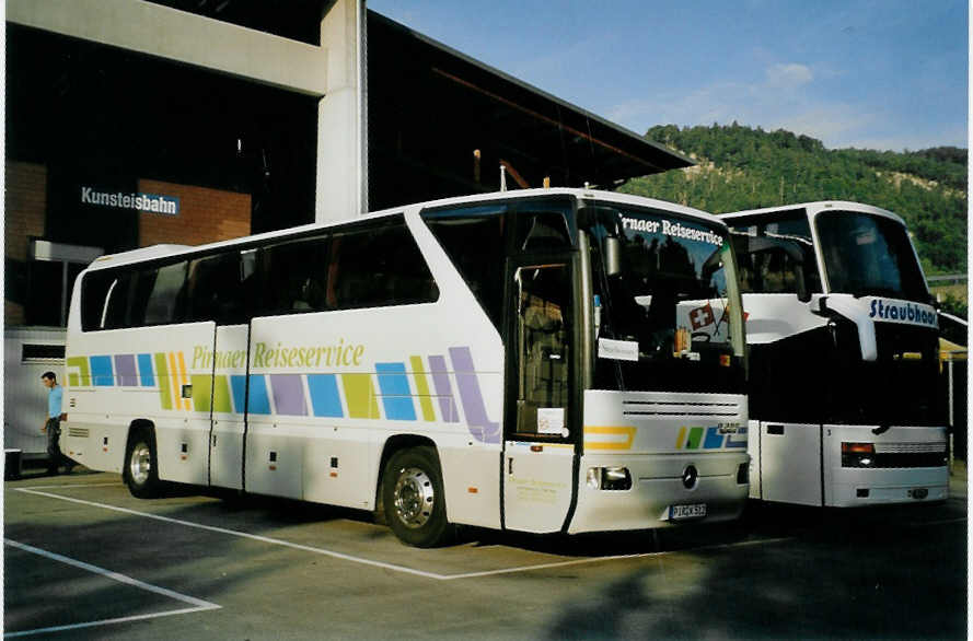 (079'511) - Aus Deutschland: Pirnaer Reiseservice, Pirna - PR-K 512 - Mercedes am 17. August 2205 in Thun, Grabengut