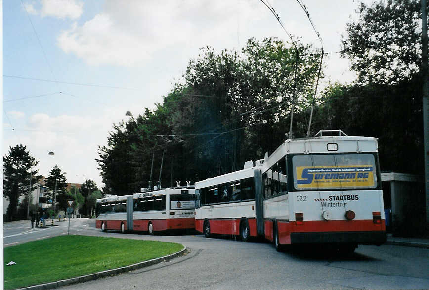 (080'132) - SW Winterthur - Nr. 122 - Saurer/FHS Gelenktrolleybus am 28. August 2005 in Winterthur, Oberwinterthur