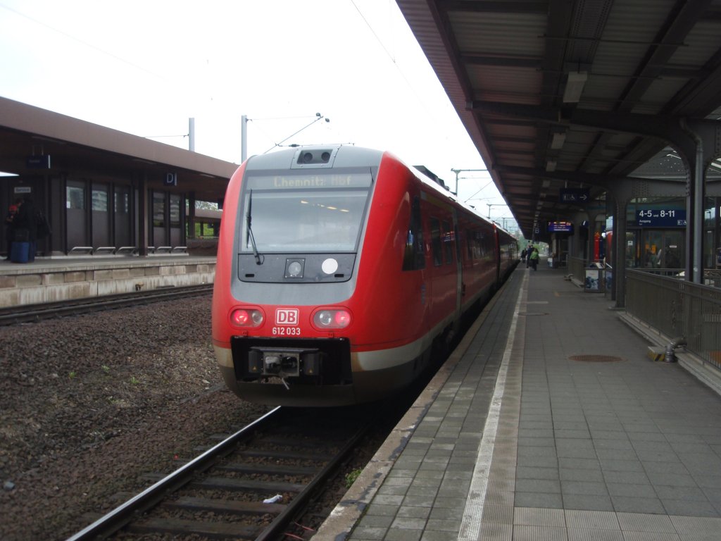 612 033 als RE 1 nach Chemnitz Hbf in Gttingen. 15.05.2010