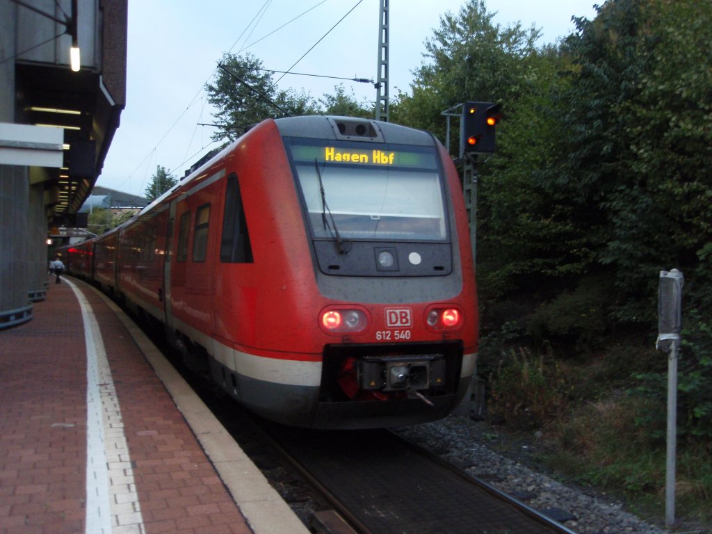 612 540 als RE nach Hagen Hbf in Kassel-Wilhelmshhe. 12.09.2009