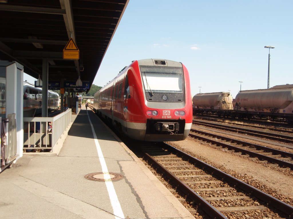 612 560 als RE aus Nrnberg Hbf in Schwandorf. 22.07.2013