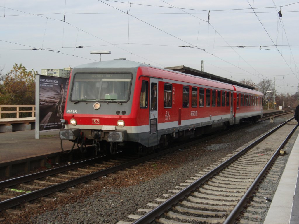 628 290 als RB 63 aus Worms Hbf in Bensheim. 21.11.2009