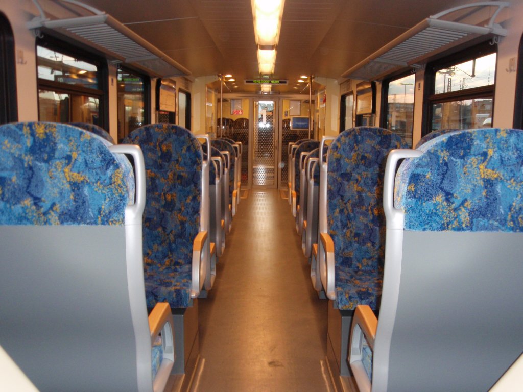 Der Innenraum eines ET 428 der eurobahn. 13.12.2009