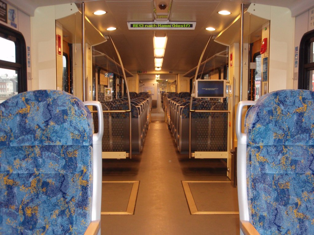 Der Innenraum eines ET 429 der eurobahn. 06.03.2010