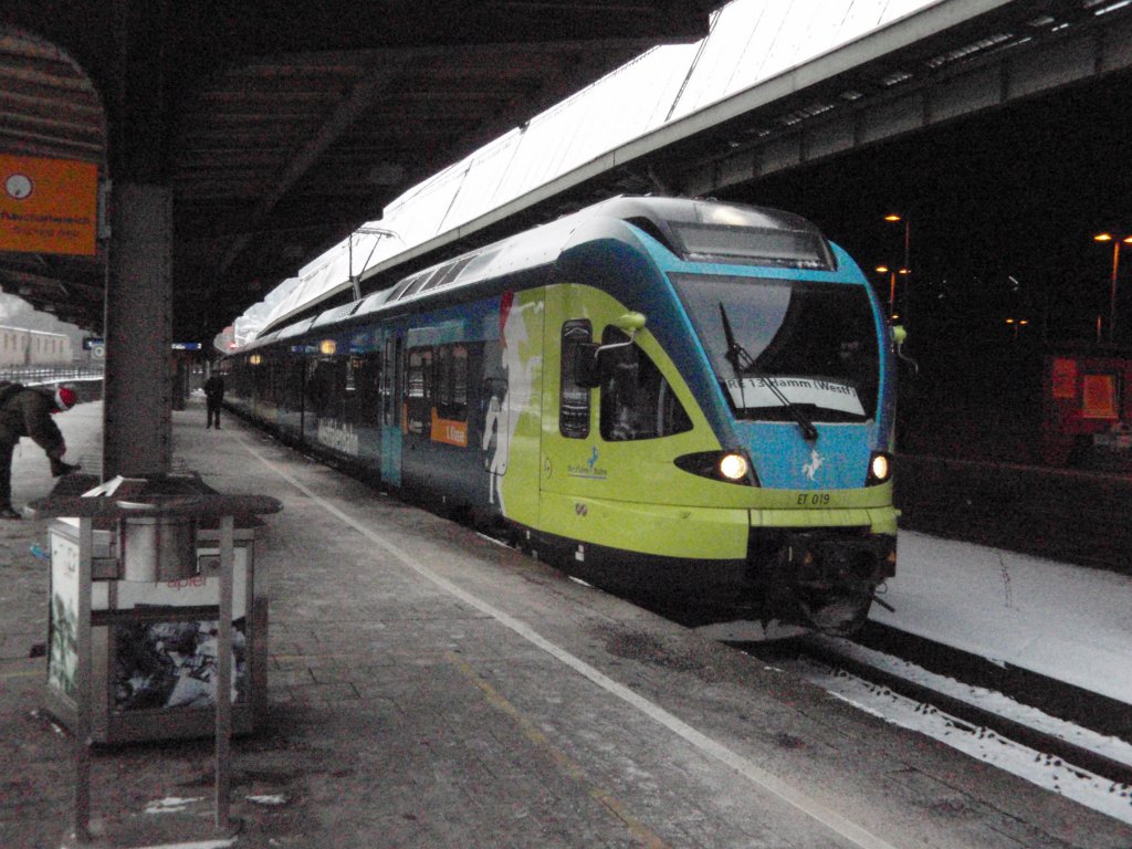 ET 019 der Westfalenbahn als RE 13 Ersatzverkehr der eurobahn nach Hamm (Westf.) in Hagen Hbf. 19.12.2009