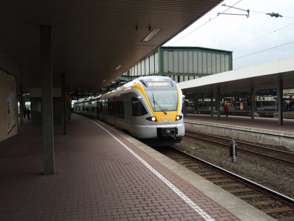 ET 7.13 der eurobahn als RE 3 Dsseldorf Hbf - Dortmund Hbf in Duisburg Hbf. 13.05.2010