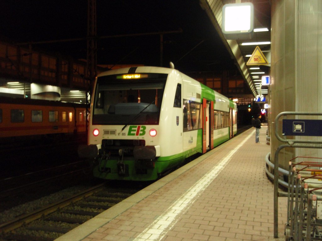 VT 005 der Erfurter Bahn als EB 1 aus Erfurt Hbf in Kassel-Wilhelmshhe. 27.02.2010
