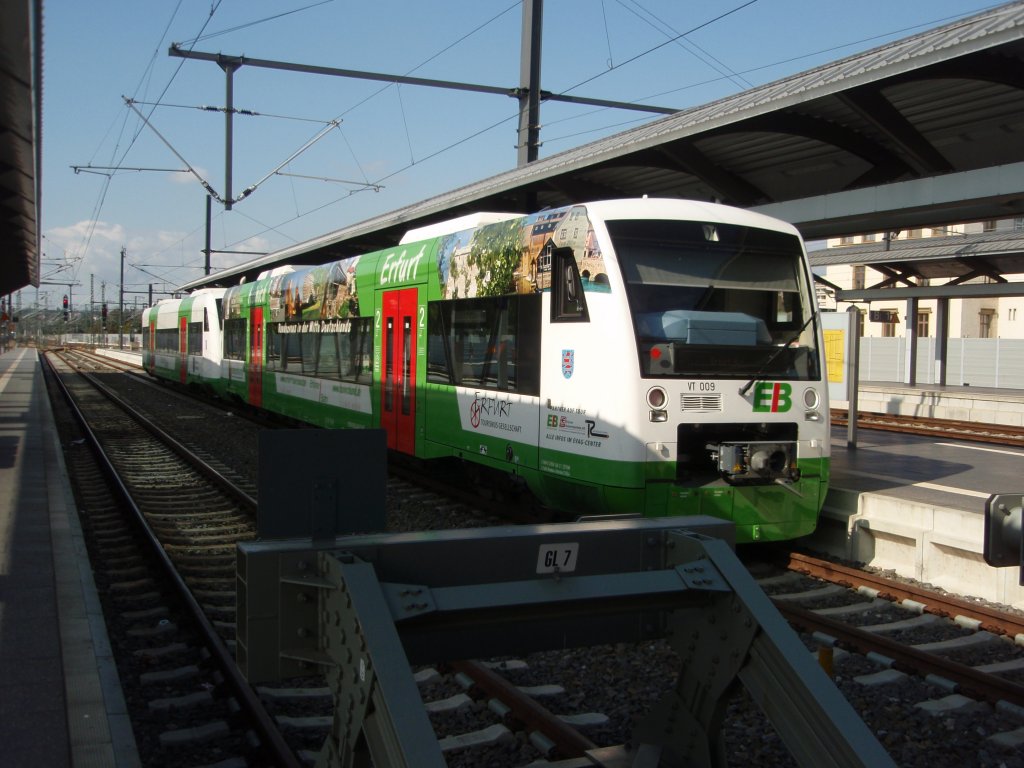 VT 009 der Erfurter Bahn als EB 3 aus Ilmenau in Erfurt Hbf. 12.09.2009