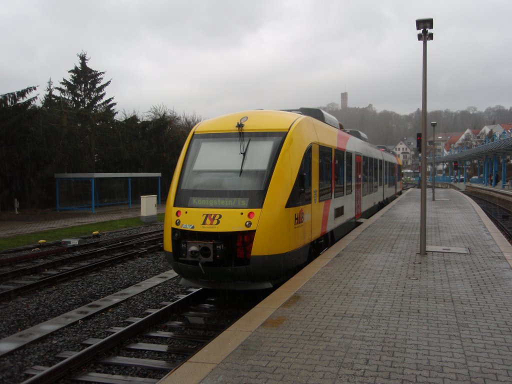 VT 209.1 der Hessischen Landesbahn als HLB nach Frankfurt (Main) Hbf in Knigstein (Taunus). 27.03.2020