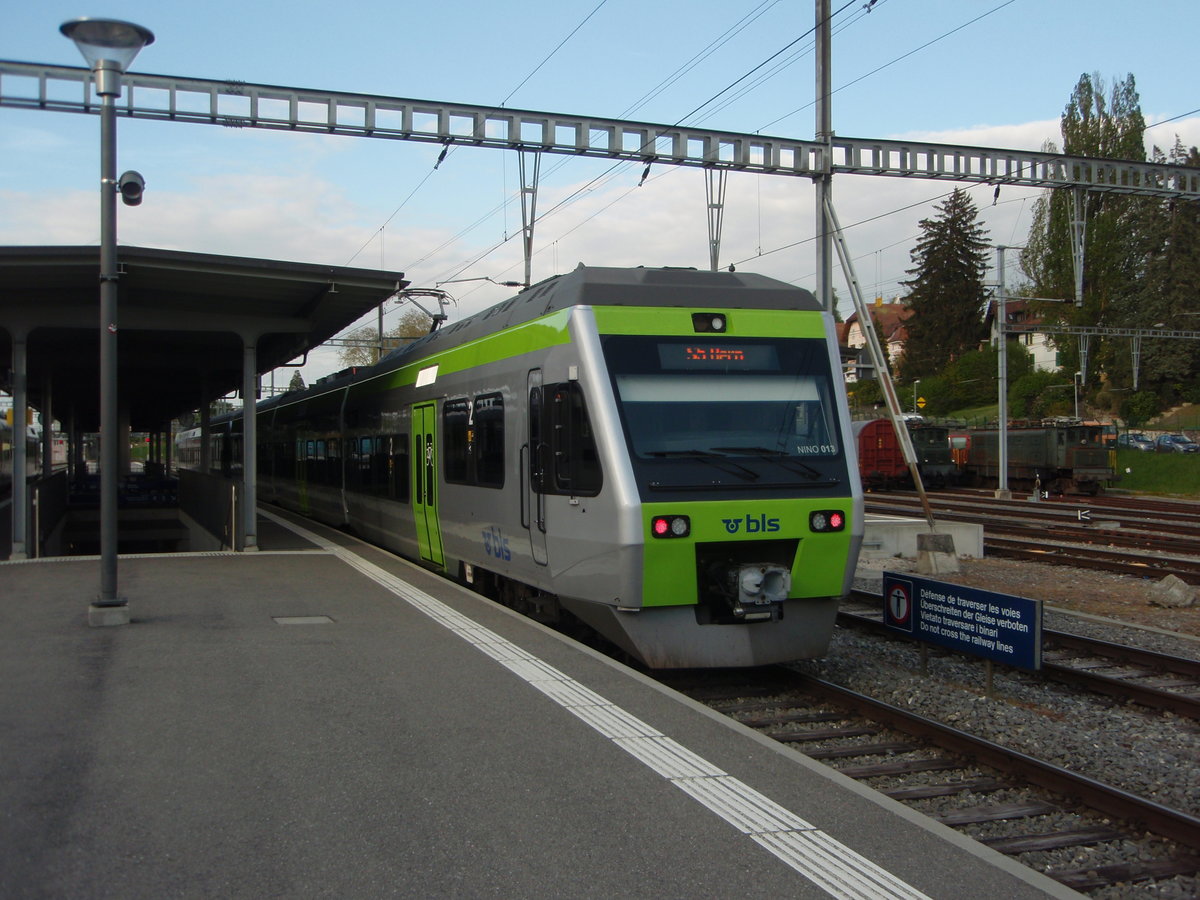 013 der BLS als S 5 nach Bern in Payerne. 06.05.2019