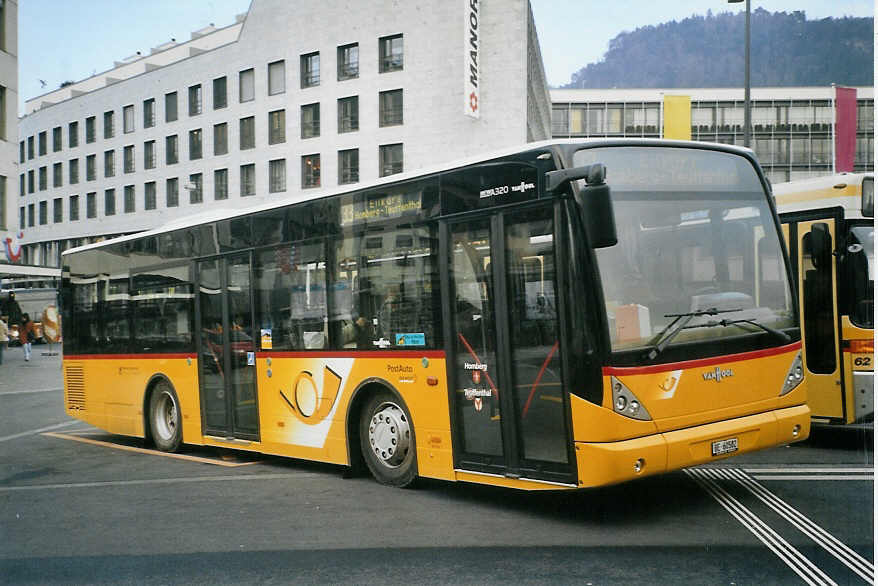 (082'811) - Burri, Teuffenthal - BE 60'582 - Van Hool am 23. Januar 2006 beim Bahnhof Thun