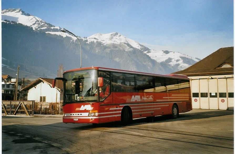 (082'828) - AFA Adelboden - Nr. 8/BE 26'708 - Setra am 29. Januar 2006 beim Bahnhof Frutigen