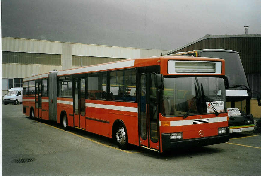 (082'904) - ZVB Zug - Nr. 61 - Mercedes/Hess am 4. Februar 2006 in Biel, Rattinbus