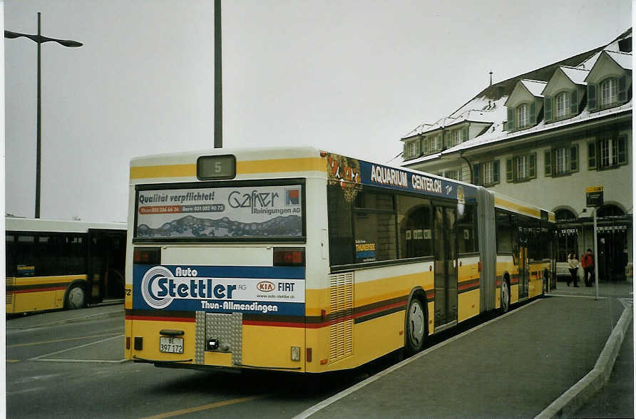 (082'911) - STI Thun - Nr. 72/BE 397'172 - MAN am 5. Februar 2006 beim Bahnhof Thun