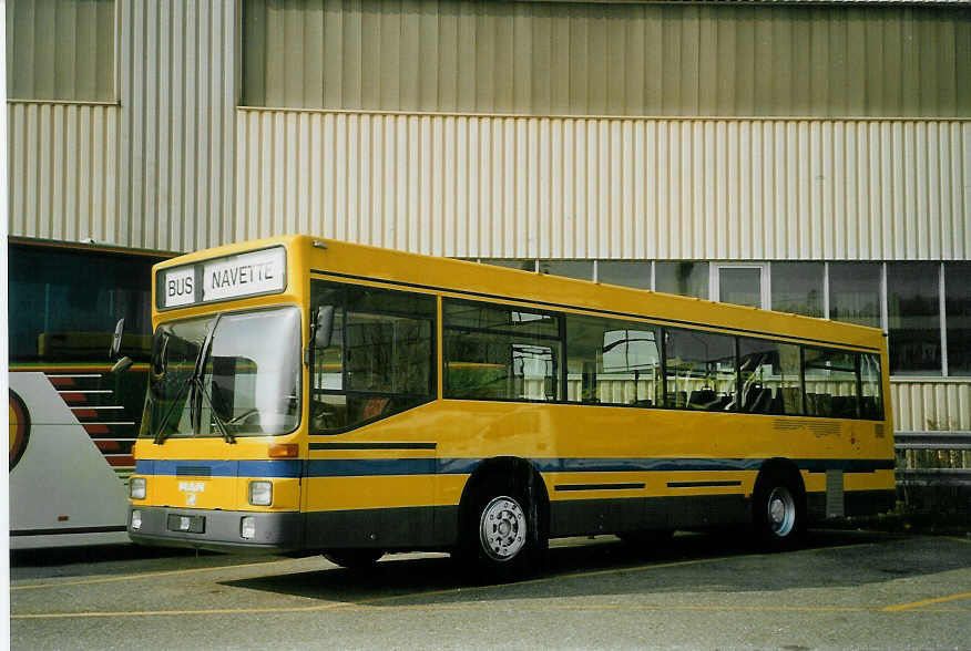 (083'905) - Busset, Vers-l'Eglise - MAN am 18. Mrz 2006 in Biel, Rattinbus