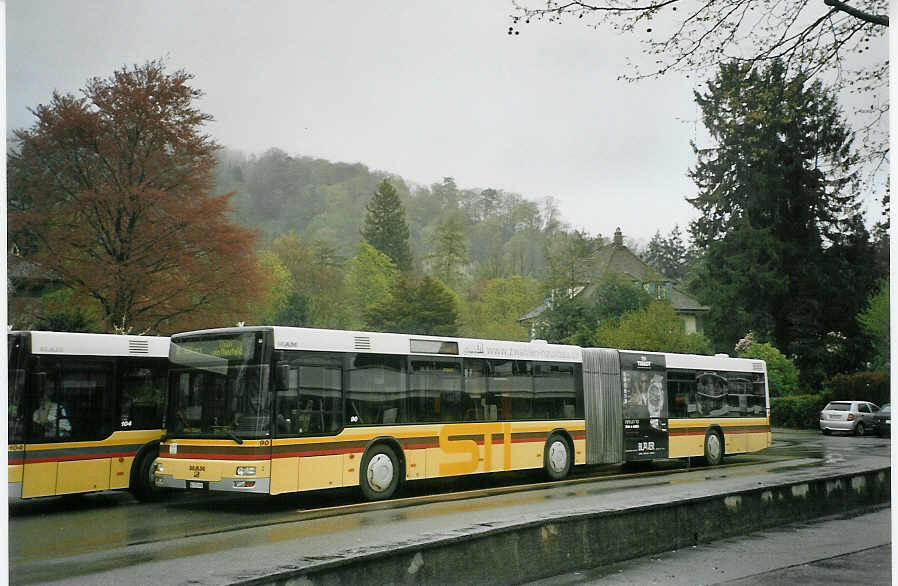 (084'336) - STI Thun - Nr. 90/BE 572'090 - MAN am 28. April 2006 bei der Schifflndte Thun