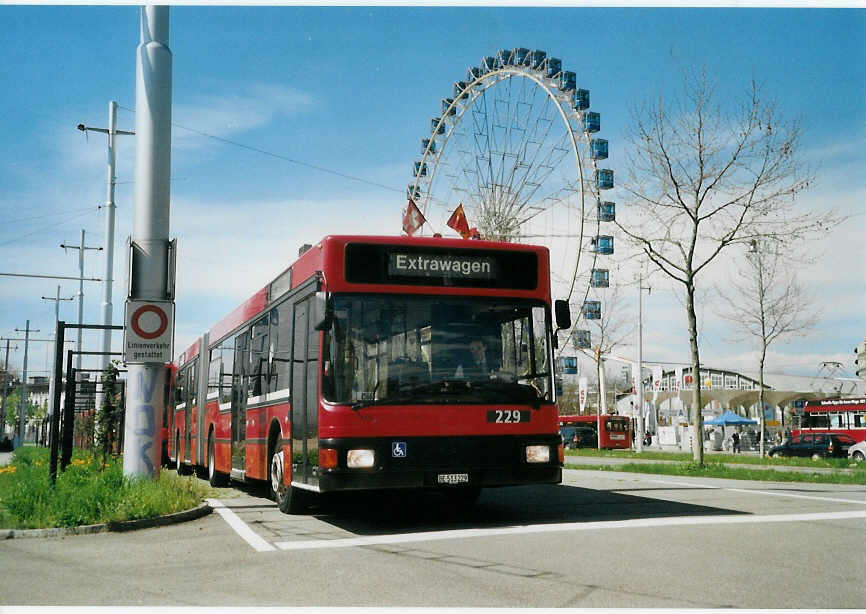 (084'527) - Bernmobil, Bern - Nr. 229/BE 513'229 - MAN am 30. April 2006 in Bern, Guisanplatz