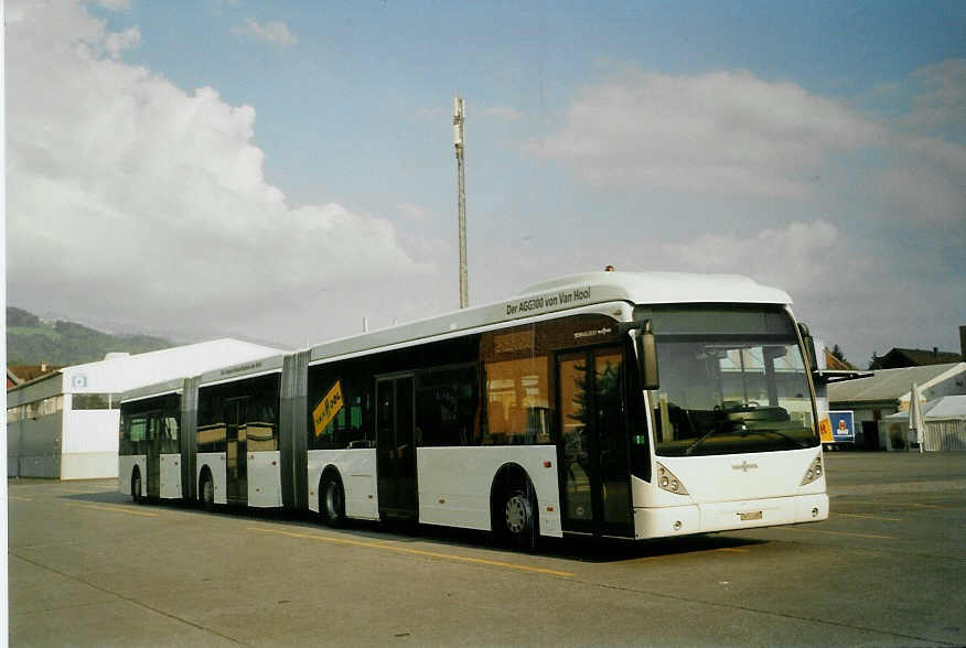 (084'914) - GROFAG, Horgen - ZH 30'669 U - Van Hool am 11. Mai 2006 in Thun, Expo