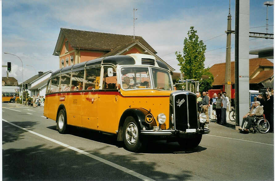 (085'011) - Stckli, Zofingen - AG 56'370 - Saurer/FHS (ex Schumacher, Sisseln; ex M+79'517; ex P 23'156) am 13. Mai 2006 beim Bahnhof Aarberg