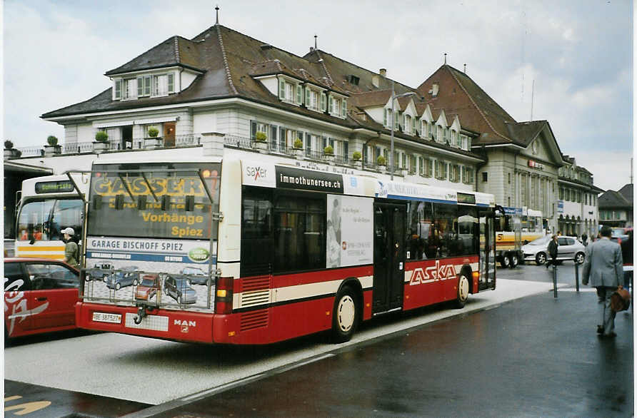 (085'132) - ASKA Aeschi - Nr. 7/BE 387'527 - MAN am 17. Mai 2006 beim Bahnhof Thun