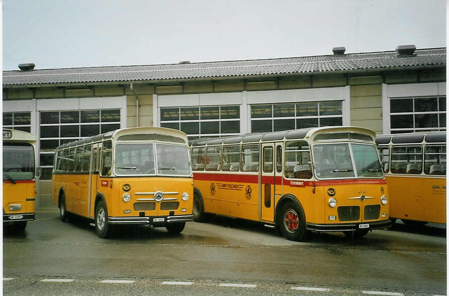 (085'328) - Stebler, Basel - BS 1815 - Saurer/FHS (ex Reber, Basel; ex Eggenberger, Mriken; ex Ott, Wetzikon; ex OPC Ennetbrgen Nr. 3; ex AVG Grindelwald; ex P 24'143) + Fischer, Basel - Nr. 21/BS 2661 - FBW/Gangloff (ex Btra, Birr Nr. 21; ex P 24'160) am 20. Mai 2006 in Bellach, Hess