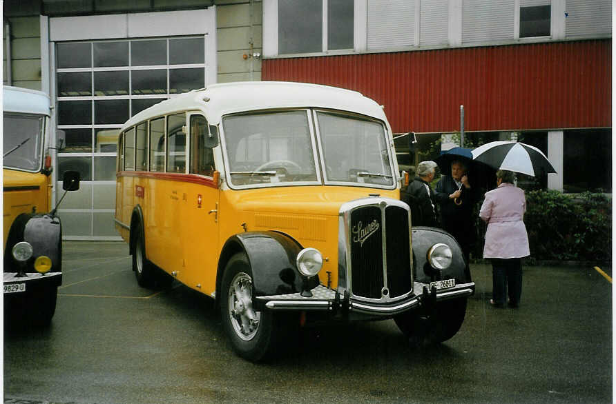 (085'335) - Trachsel, Hasle-Regsau - BE 26'811 - Saurer (ex Solr+Fontana, Ilanz) am 20. Mai 2006 in Bellach, Hess