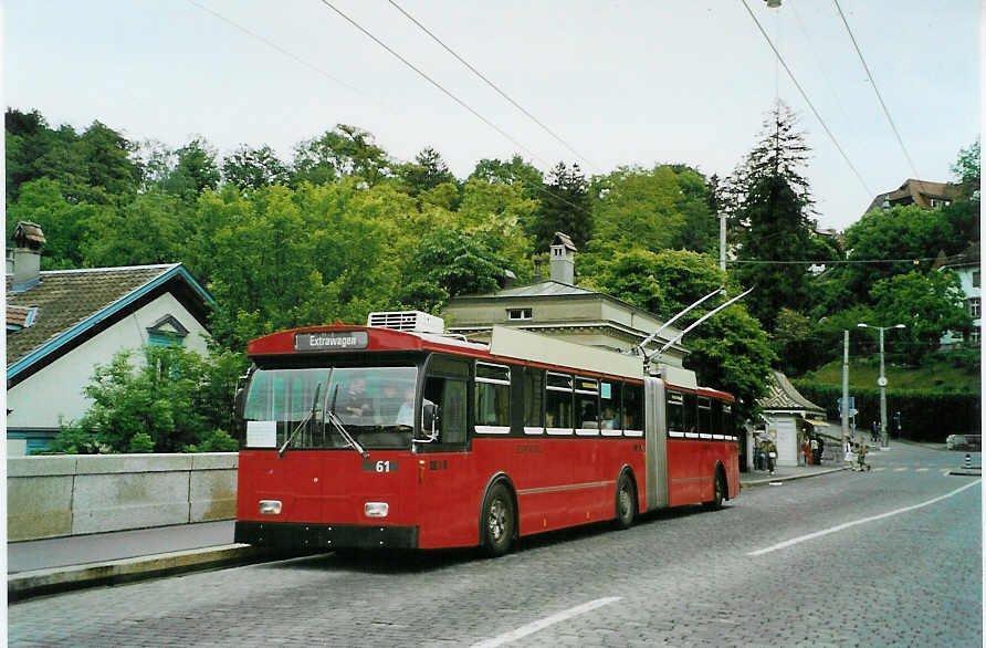 (085'806) - Bernmobil, Bern - Nr. 61 - FBW/Hess Gelenktrolleybus am 28. Mai 2006 in Bern, Brengraben